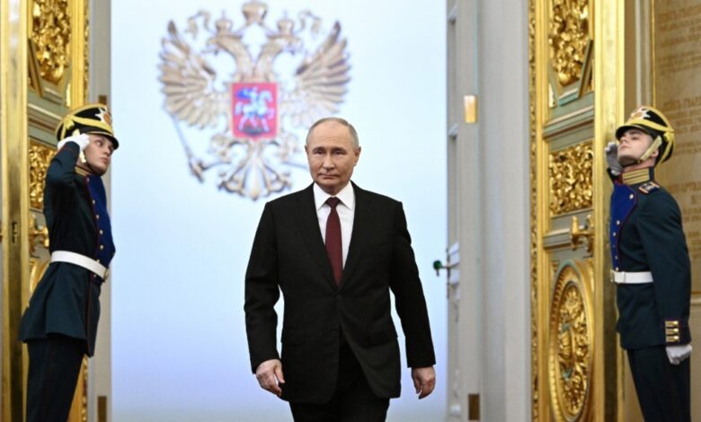 بوتين خلال مراسم تنصيبه رئيساً: روسيا لا ترفض الحوار مع الدول الغربية والخيار لهم