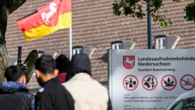 بدل النقود.. ألمانيا تبدأ بتوزيع بطاقات الدفع لطالبي اللجوء