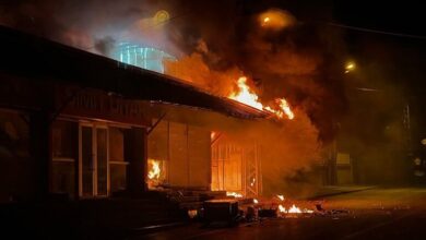 صورة من حرق منزل يعود لسوري