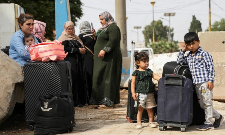 مصر تستهدف اللاجئين بقانون «كم الأفواه» ؟!